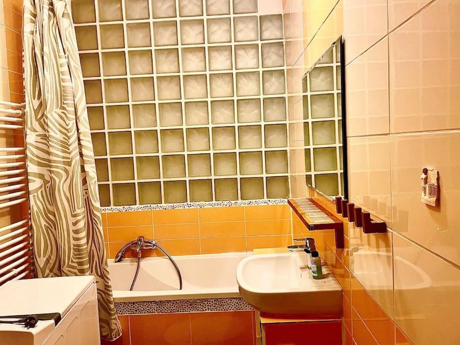 2,5 Izbovy Apartman V Ruzinove S Parkovanim Zdarma Bratislava Buitenkant foto