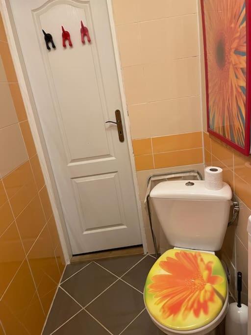 2,5 Izbovy Apartman V Ruzinove S Parkovanim Zdarma Bratislava Buitenkant foto